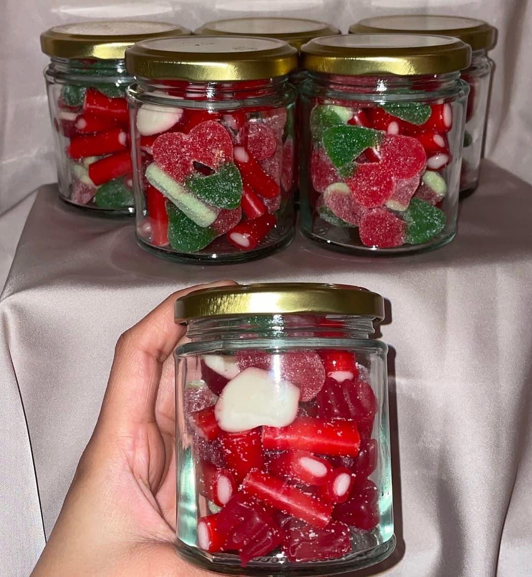 Happenbox Gold sweet jars deals and offers