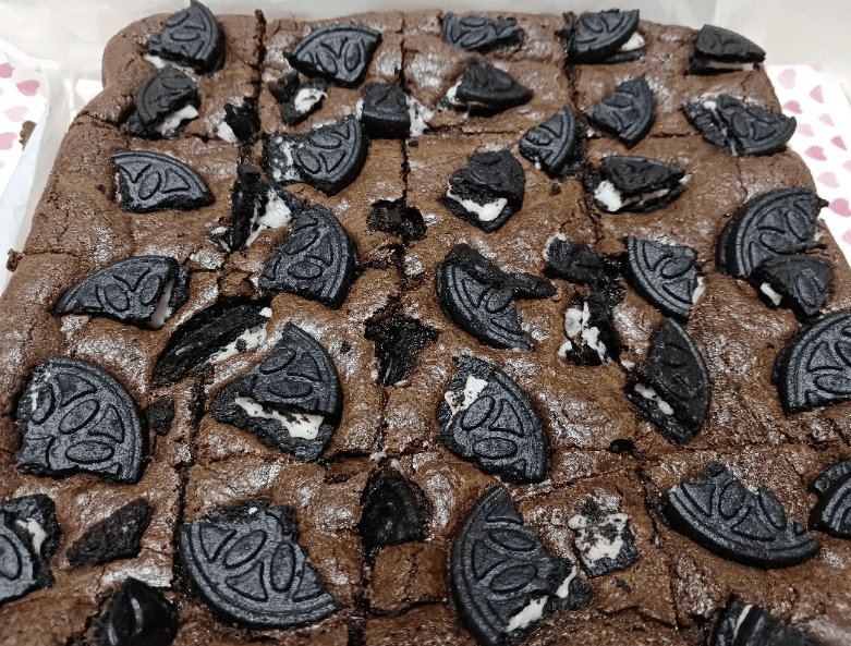 Happenbox Cookies and Brownies gifts