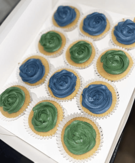 Happenbox 12 Occasion Cupcakes gifts