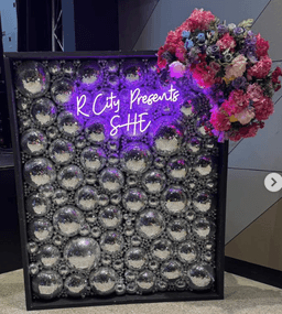 ππ R City Presents SHE ππ