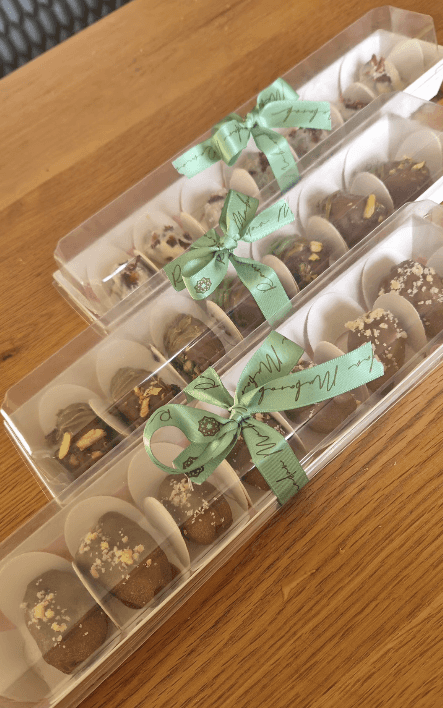 Happenbox Delectable chocolate covered D deals and offers